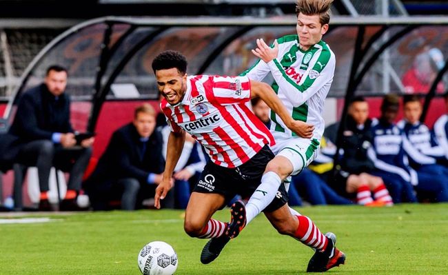 度吸引了球 度吸引了球