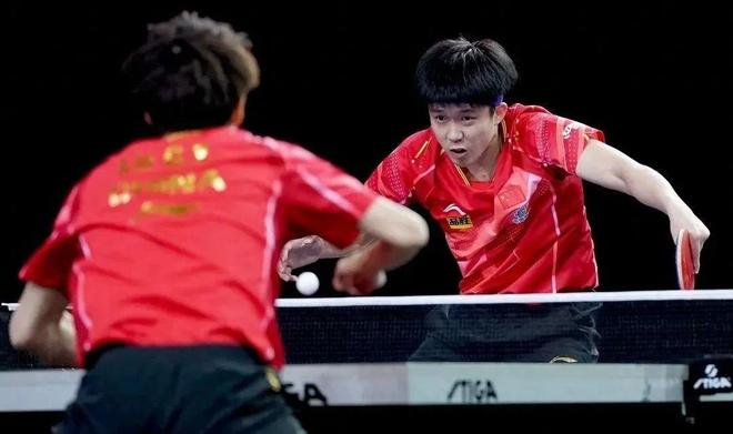 英超赛场上 英超赛场上