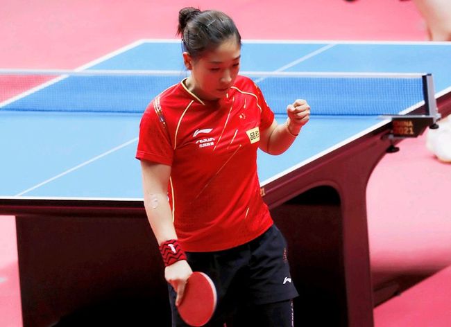 剪辑里只呈 剪辑里只呈